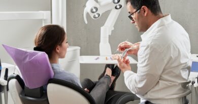 dentysta, stomatolog, wizyta w klinice stomatologicznej