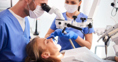 Stomatologia mikroskopowa - kiedy warto z niej skorzystać?