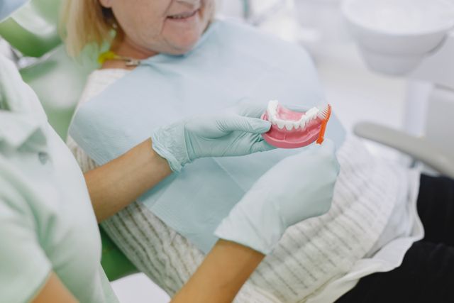 Kiedy all on 4 wystarczy, a kiedy warto rozważyć sześć implantów?
